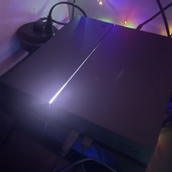 ps4 gaming bundle(would trade for xbox series s or 250$ give me offers 