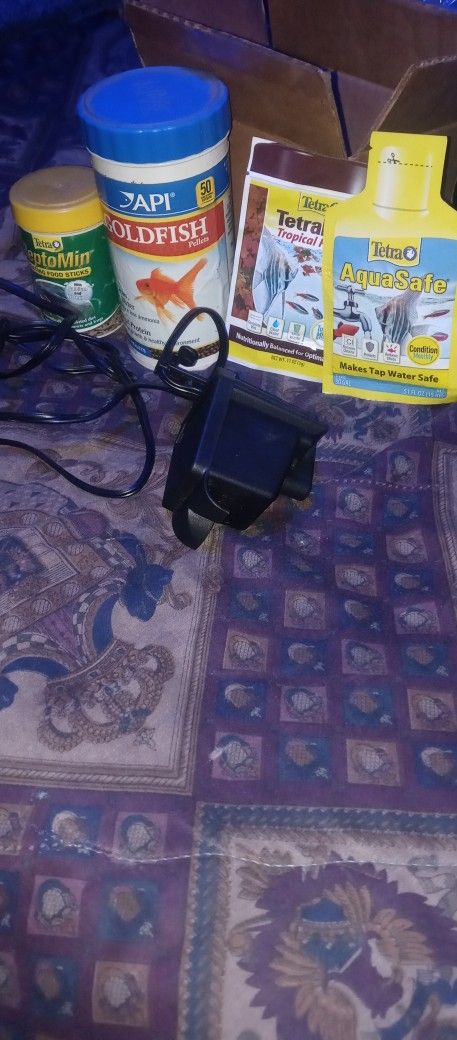 Fish Tank Filter With Food Included