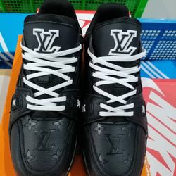 Louis Vuitton Trainers All Black