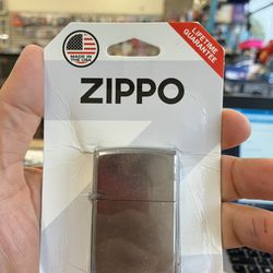 Zippo Classic High Polish Chrome Pocket Lighter, New