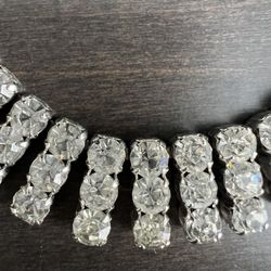 Elegant Faux Diamond Choker 