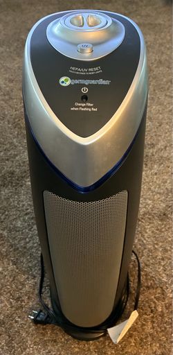 2 GERM GUARDIAN AC4825 AIR PURIFER