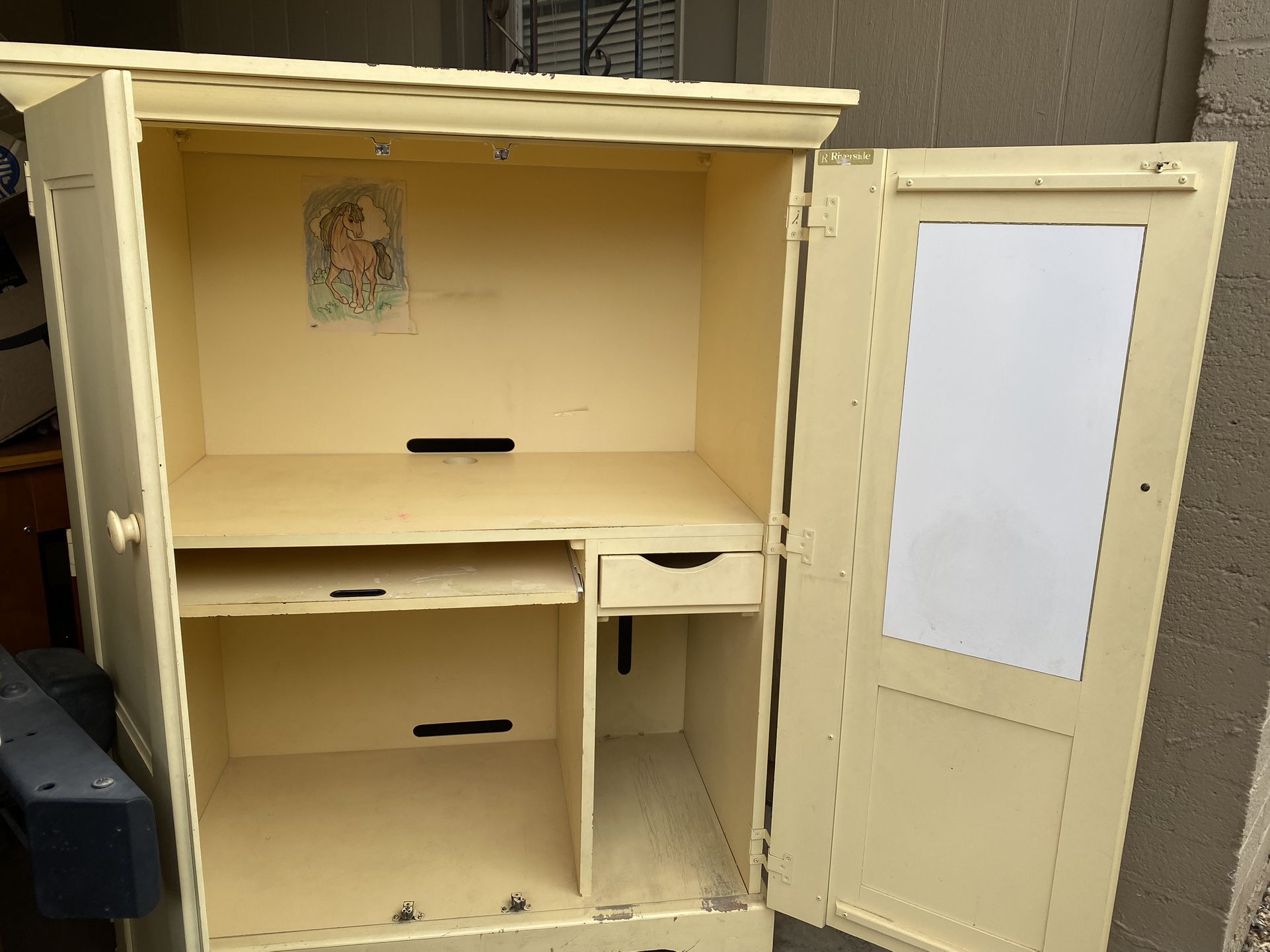 Super Cute Kids Desk/Armoire  With Matching Nightstands 