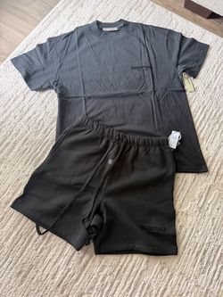Fear of God Essentials T-Shirt and Shorts Set