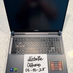 MSI Vector 16 HX AI, RTX 5080m, Core Ultra 9 275HX, 32GB RAM, 1TB