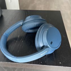 Sony Noise Canceling Headphones 