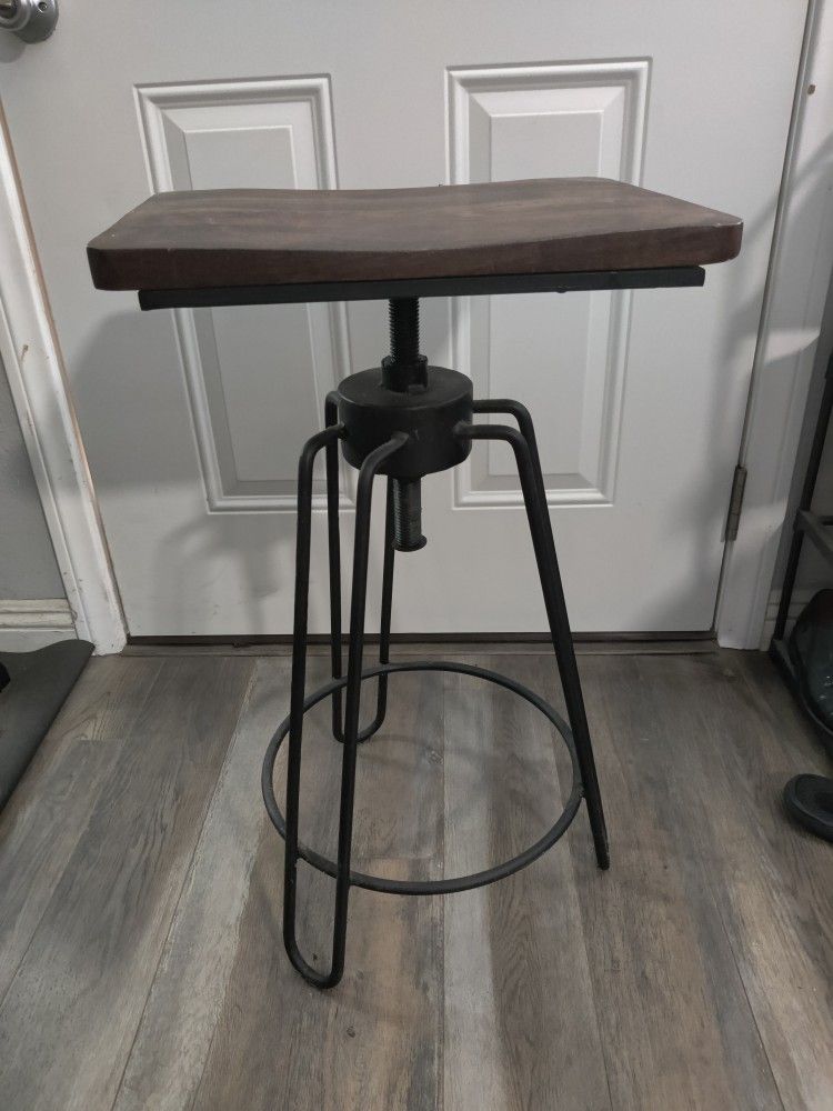 Iron Adjustable Stool