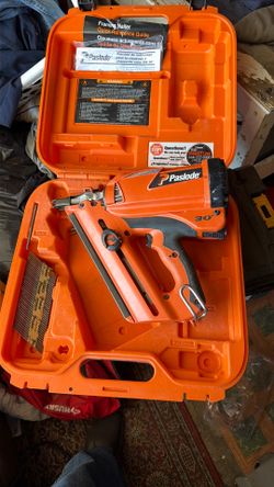 Paslode gun  come battery   So2 fuel cartridge