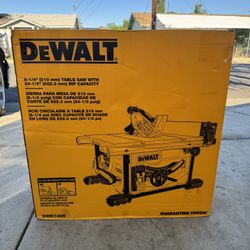 DEWALT 15 Amp Corded 8-1/4 in. Compact Portable Jobsite Tablesaw (Stand Not Included
