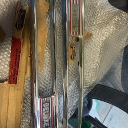 1941 Buick Skirt Spears N.o.s