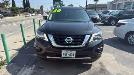 2020 Nissan Pathfinder