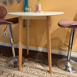 Modern Minimalist Round Dining Table with White Top and Natural Wood Base White