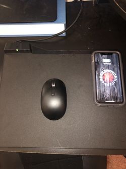 Corsair Phone Charging Mouse Pad