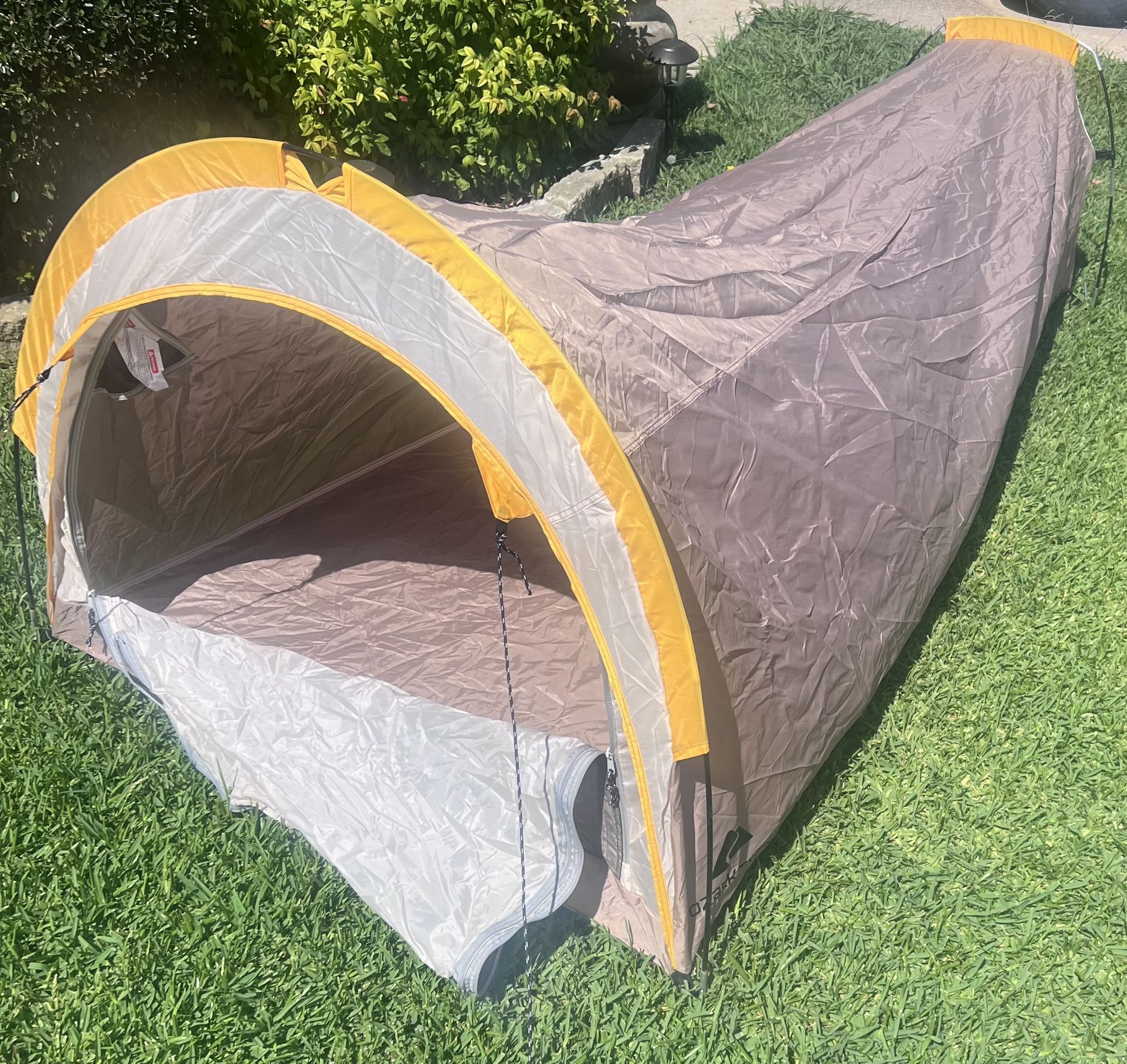 Backpacking tent Easy set up