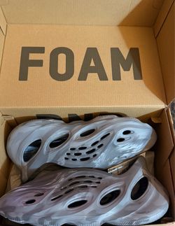 Yeezy Foam Runner MX Granite Size 8