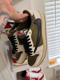Travis Scott medium olive 🫒