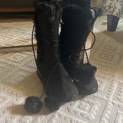 Women’s Nike Snow Boots Size 10