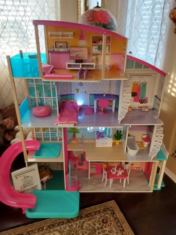 Large New Barbie House