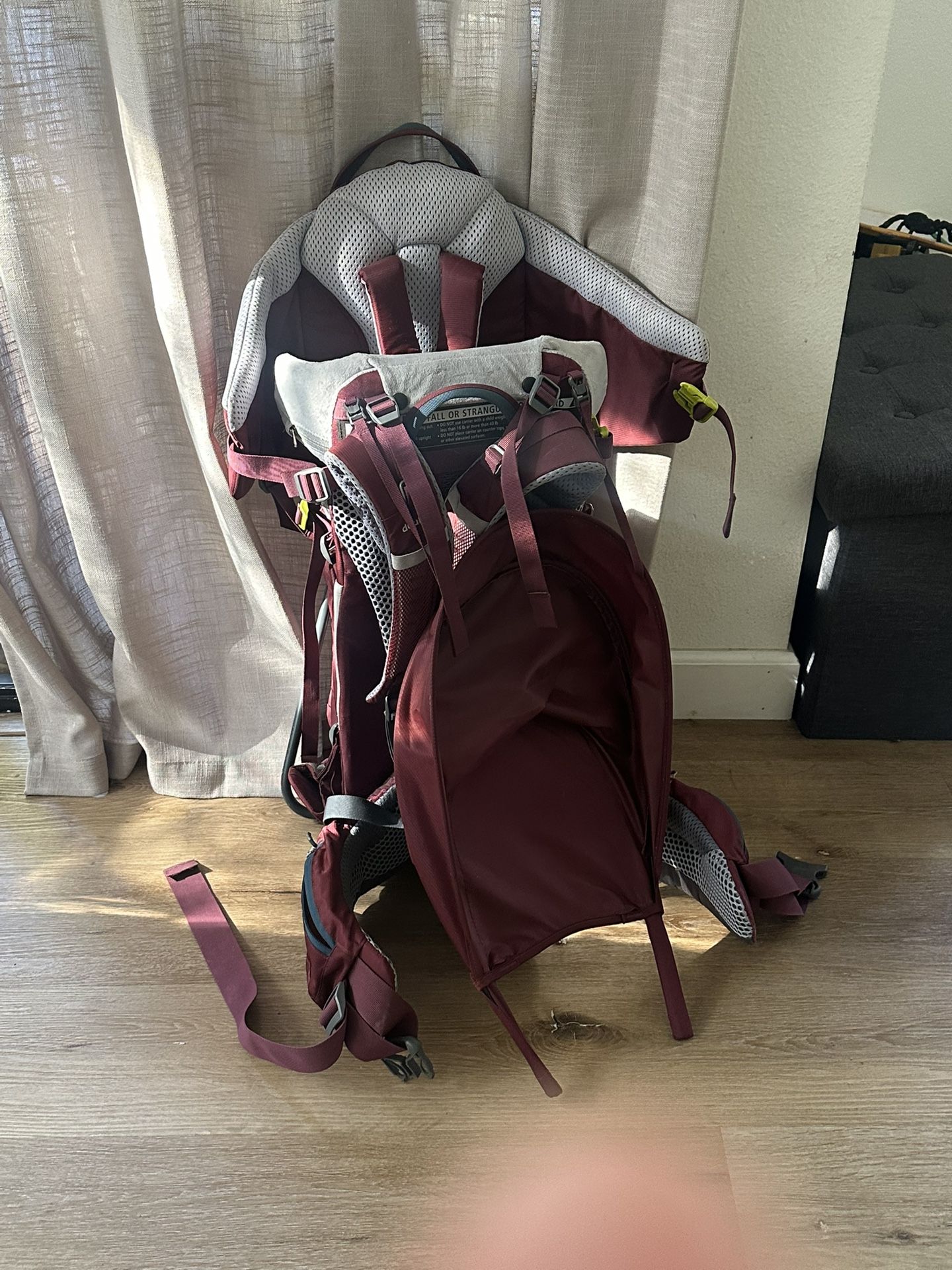 deuter baby backpack no frame Kid Comfort Child Carrier Hiking I Active Standard Fit & Active SL Women's Fit ventilated carry system paired with a safe Hello! Is there anyone selling
