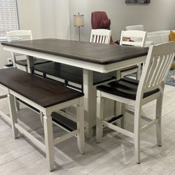 Madison County dining collection set with Bench - beautiful rustic Reclaimed Pine Wood!