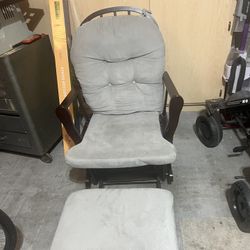 Rocker with foot stool