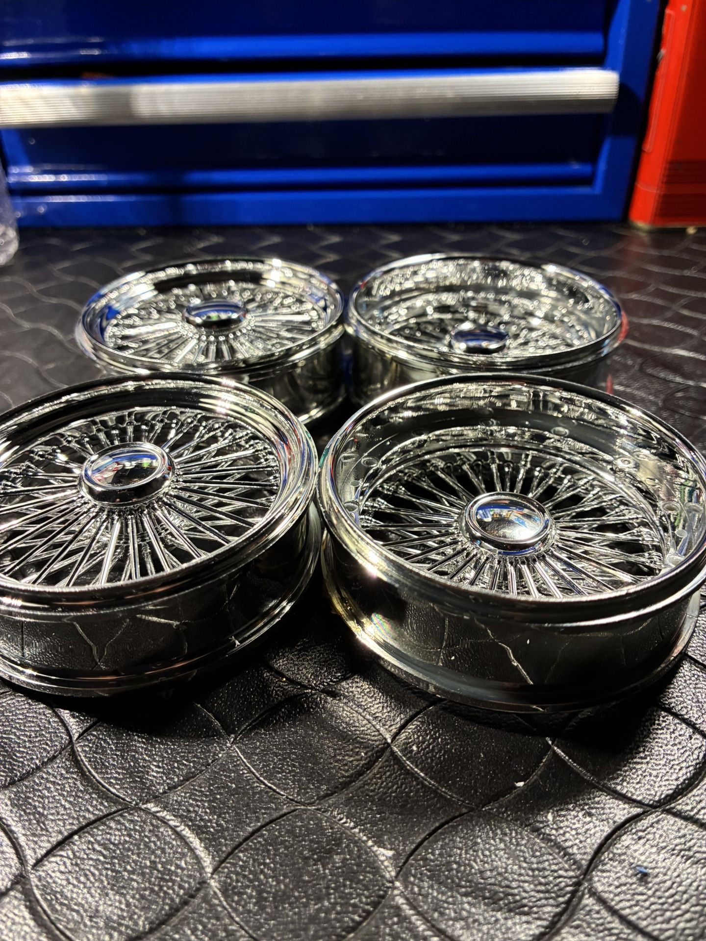 Redcat 26’s Staggered Rims 1:10