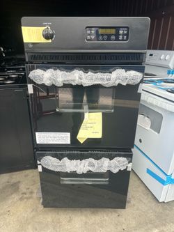 Brand new Wall oven 24”