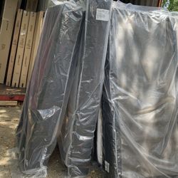 King Size Box Spring - New!!! 