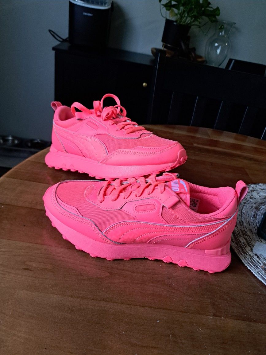 Puma Women Shoes