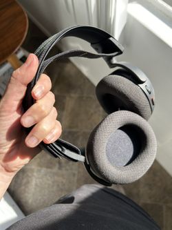 SteelSeries Arctis Pro Wireless Headset