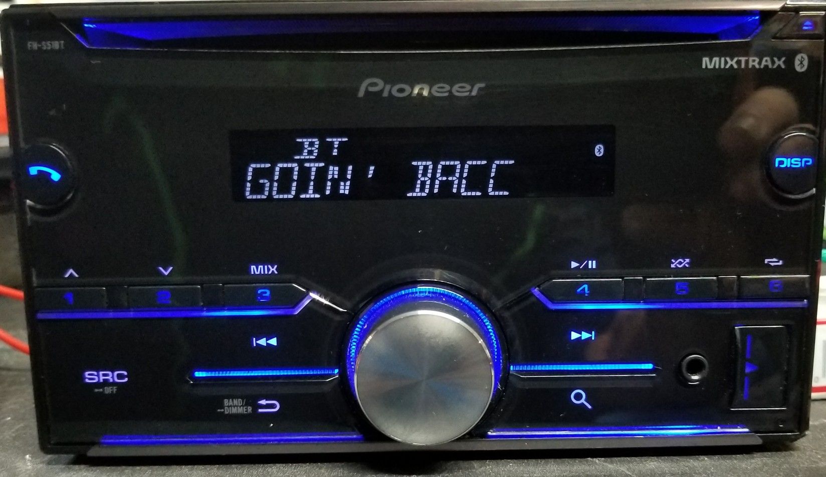 Pioneer FH-S51BT Double Din CD/Bluetooth Receiver in Just Like New Condition!