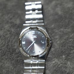 Vintage Citizens eco Drive. Real Silver. Authentic Diamonds. Tested***