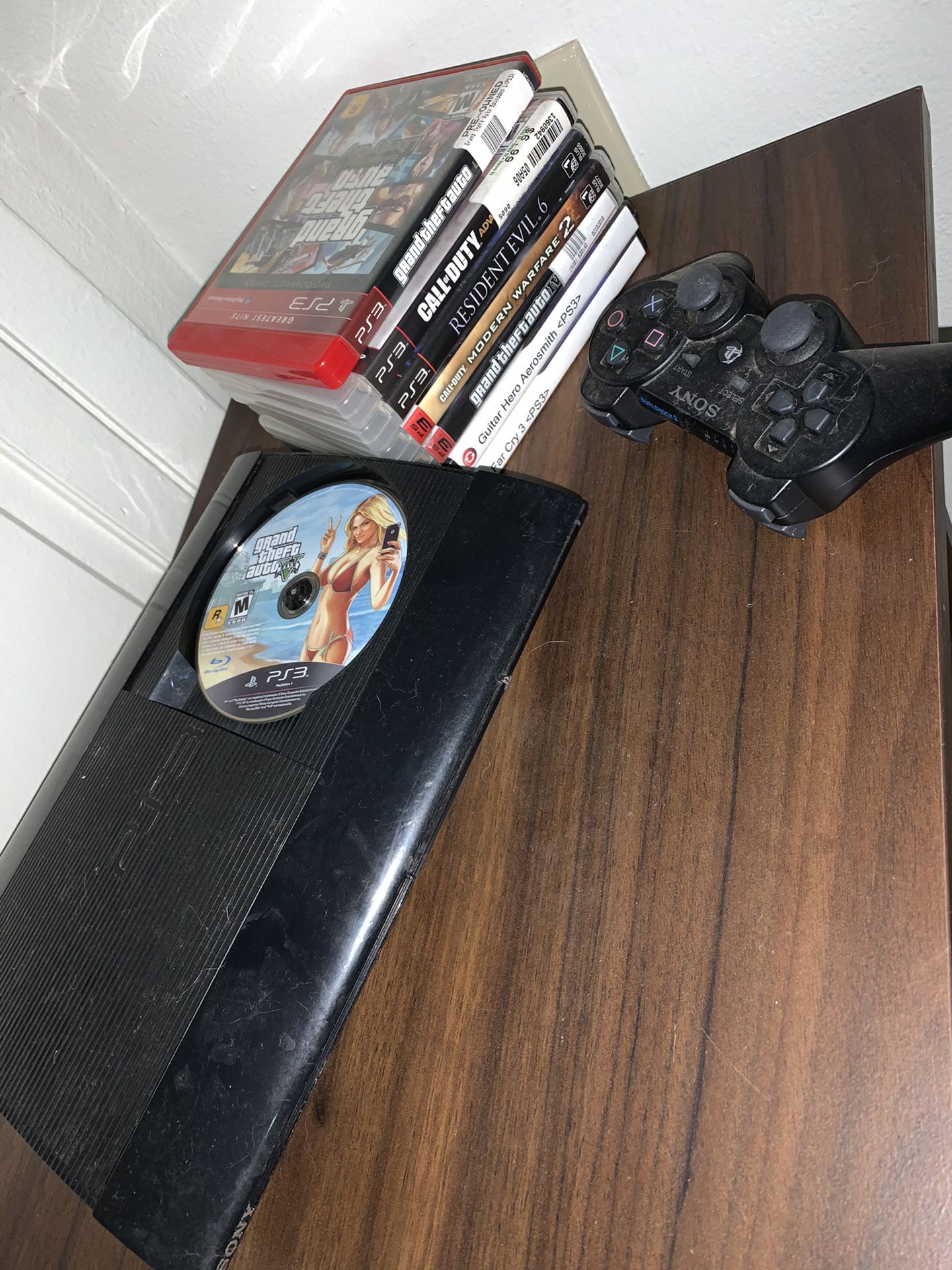 PS3. 7 Games. 1 controller