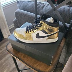 Jordan 1 Mid Sz.12