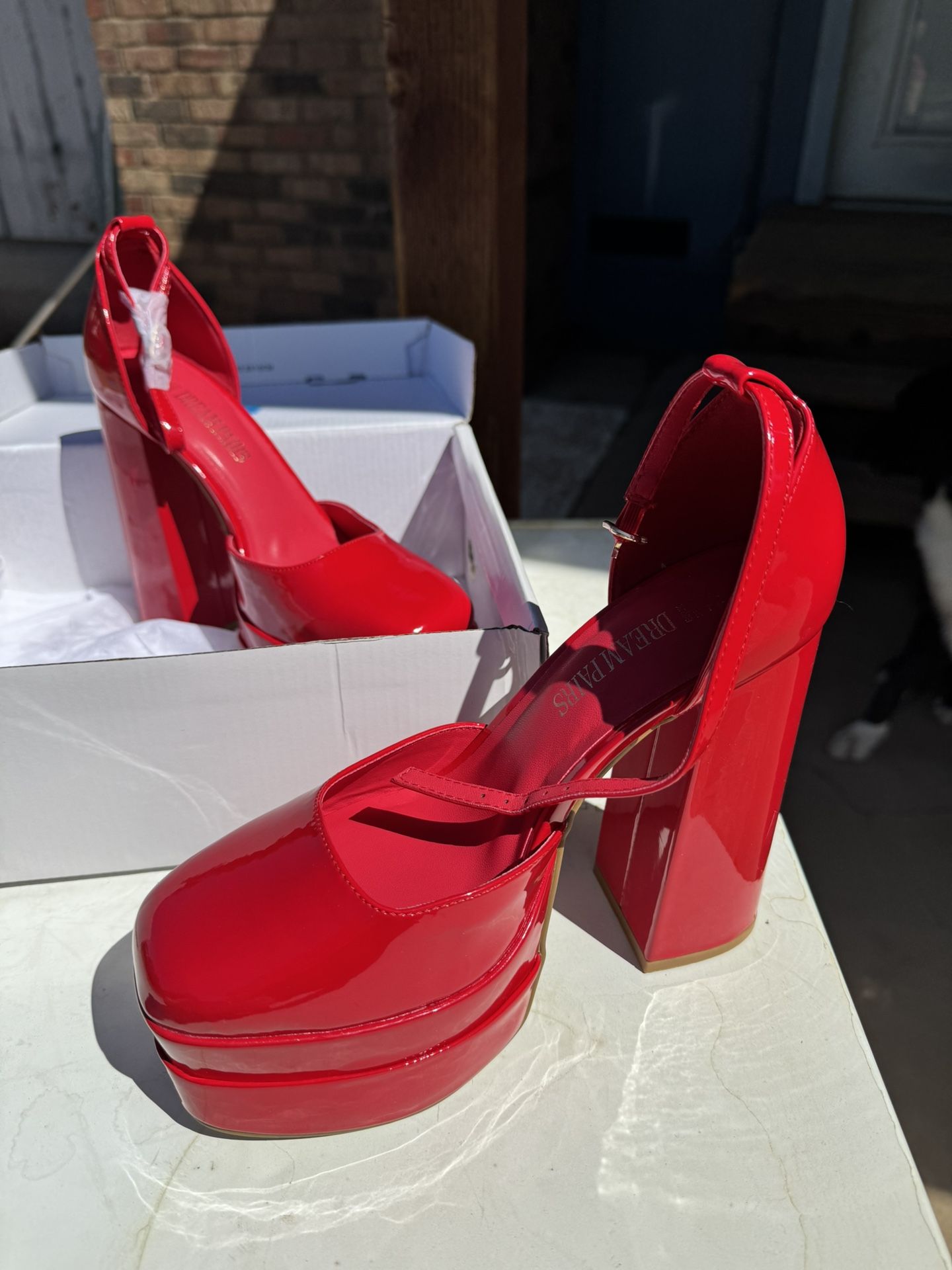 Platform heels