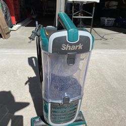 Shark Navigator Vacuum*3