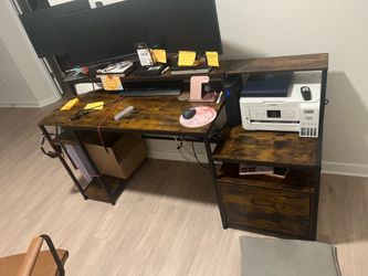 MOVING !! Office furniture