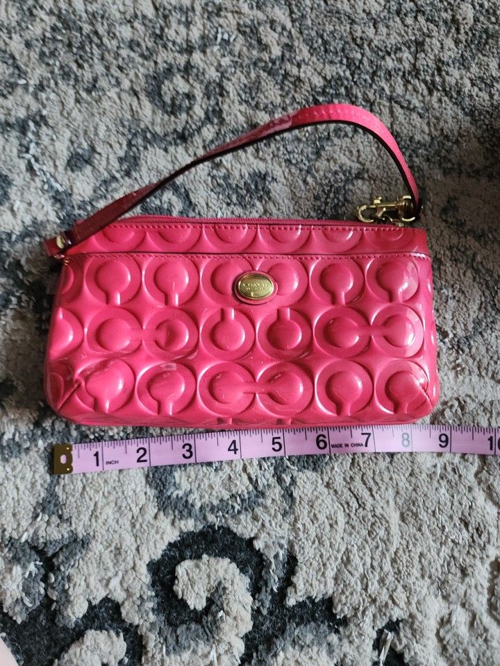 Coach logo wallet clutch wristlet