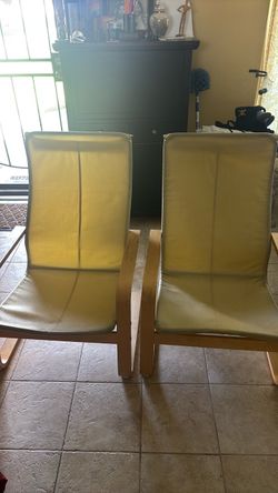 Relaxing duo chairs