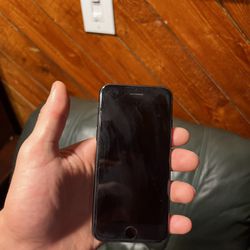 iPhone 8 64GB With Charger