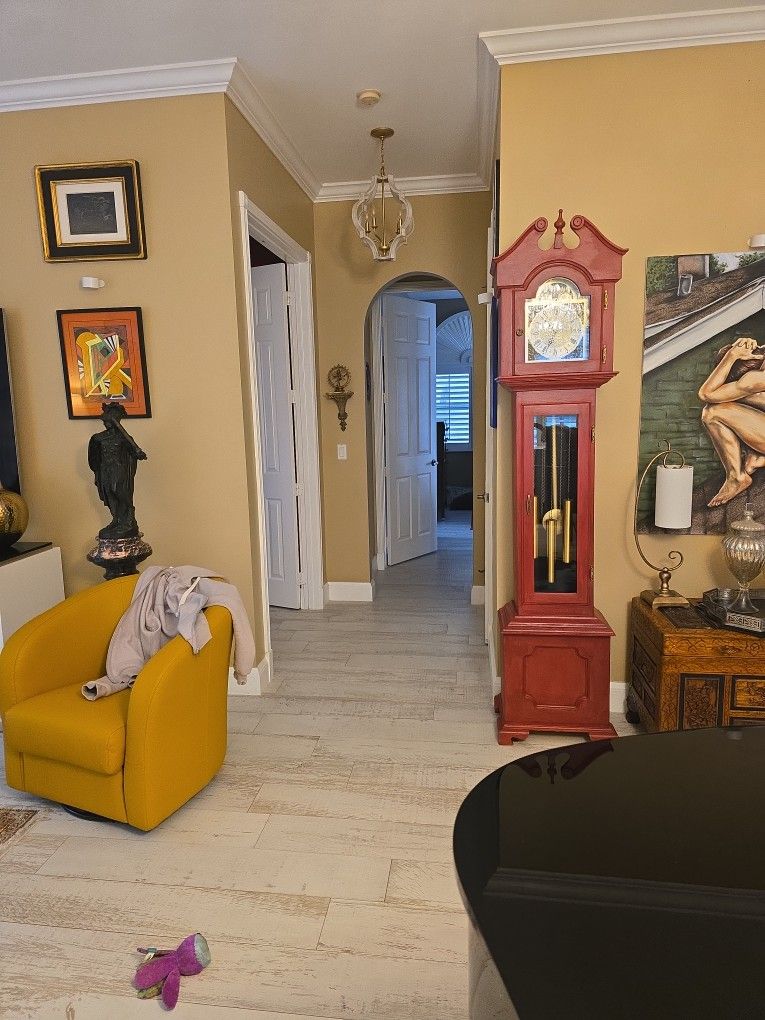 grandfather clock 