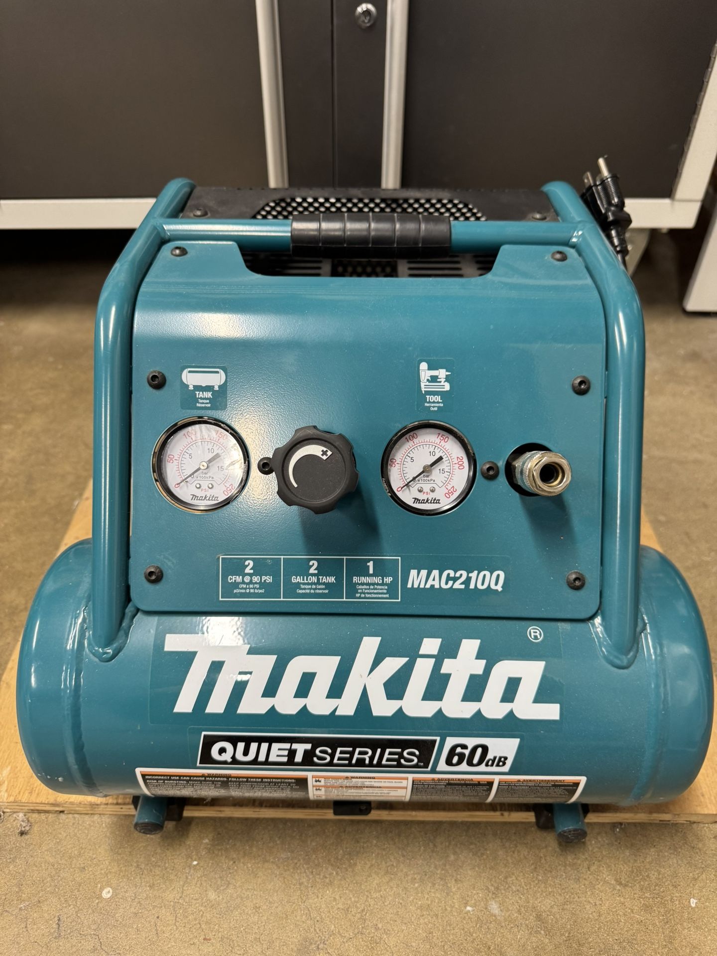 Makita Compressor