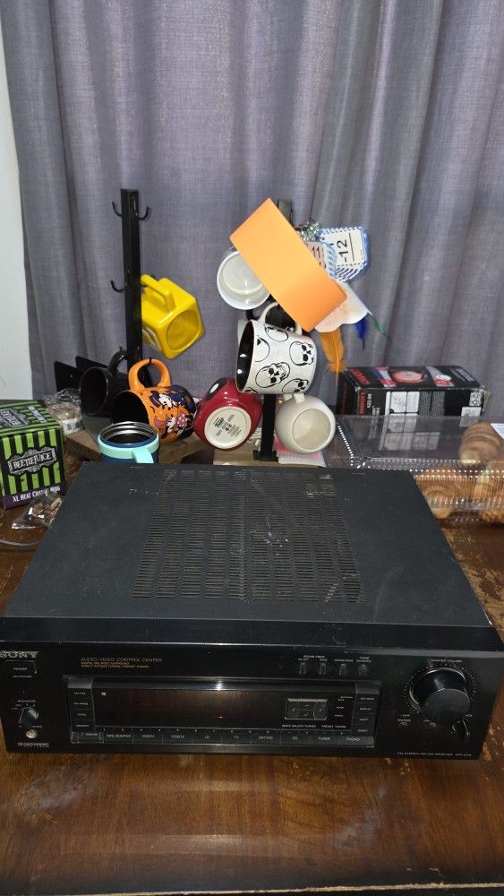 1990s Sony STR-D715 Receiver Stereo 195 Watt 5.1  Dolby 