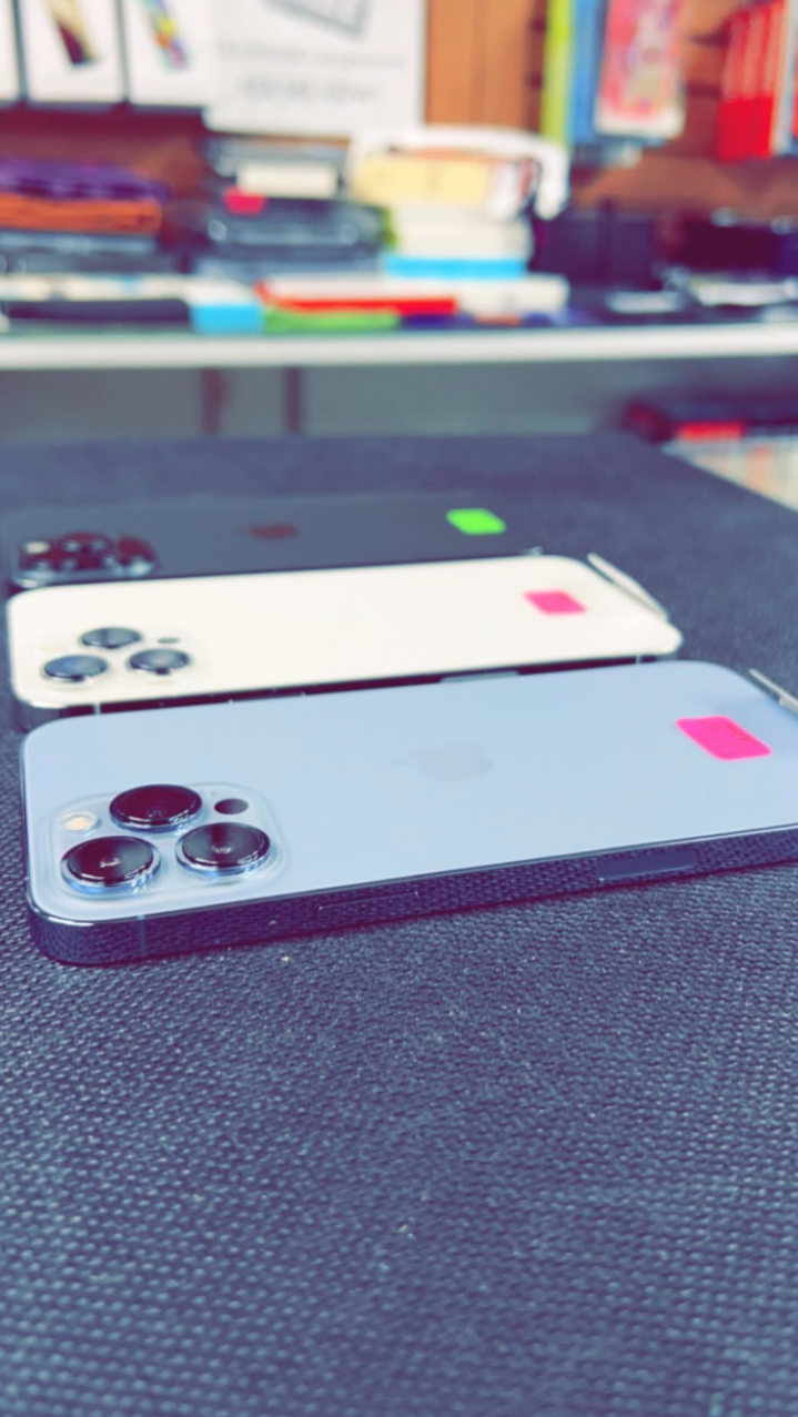 Apple iPhone 13 Pro 256GB / 128GB