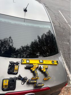 DeWalt ATOMIC 20V MAX Brushless 2 Tool Combo Kit
