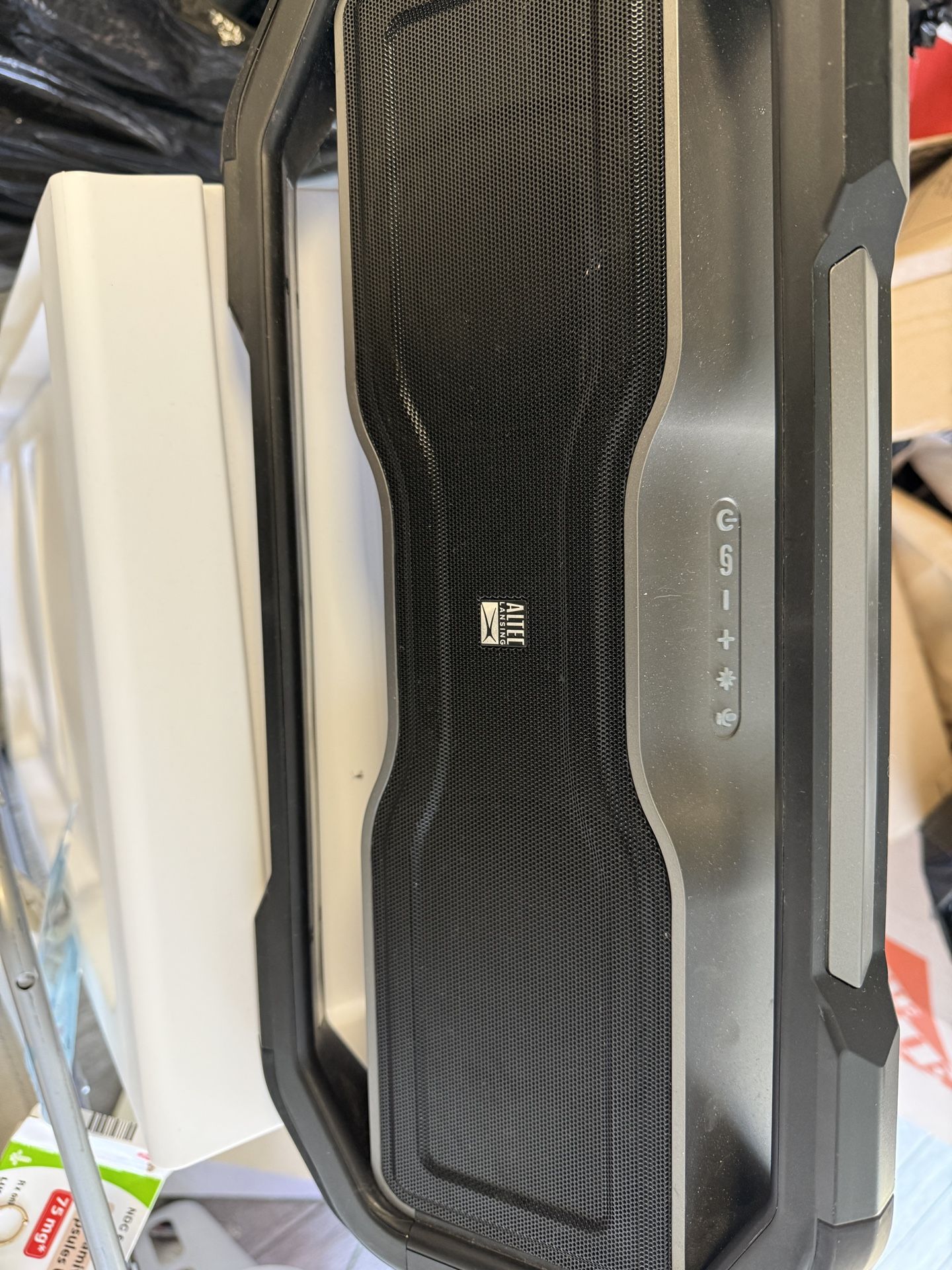 Altec Lansing Rock Box Xl Bluetooth Speaker 