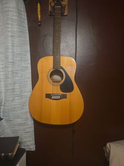 Yamaha Acoustic 12 string guitar