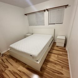 Queen Full Set Includes Mattress