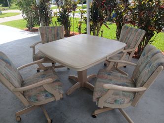 Patio set w/ table and chairs
