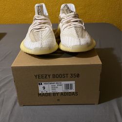 YEEZY 350 v2 NATURAL